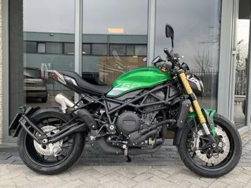 Benelli 752S (2025) — foto 1