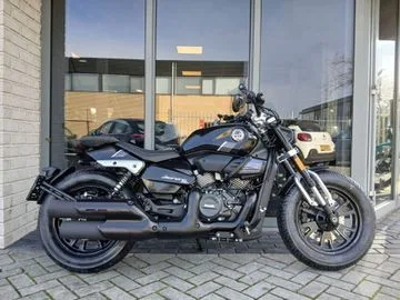 Benelli Leoncino Bobber (2026) — foto 1