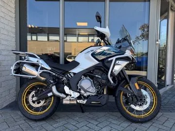 CFMoto 700 MT Adventure (2026) — foto 1