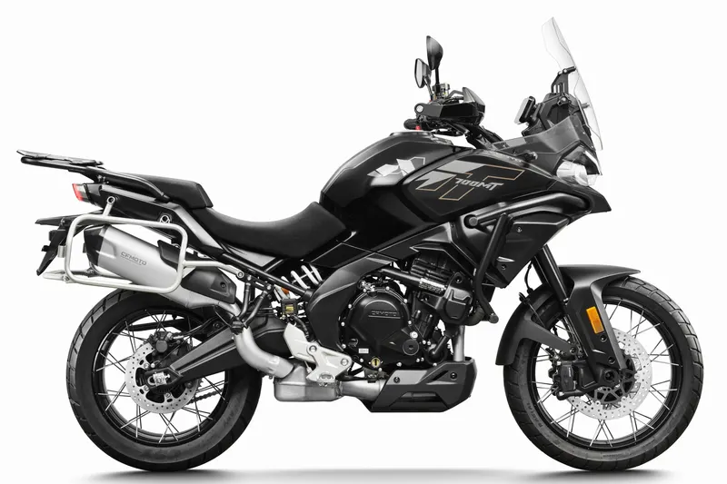 CFMoto 700 MT (2026)