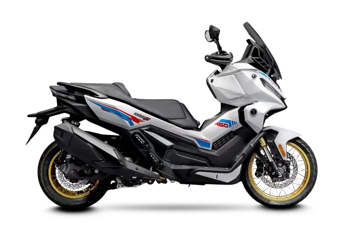 Voge SR450X (2026) — foto 1
