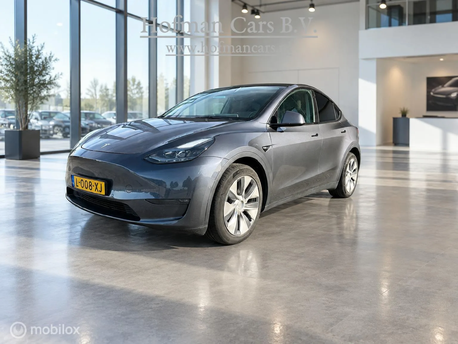 Tesla Model Y (2021) — foto 1