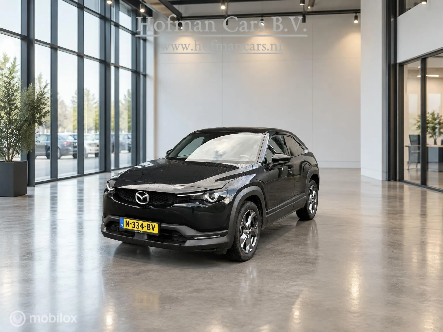 Mazda MX-30 (2021) — foto 1