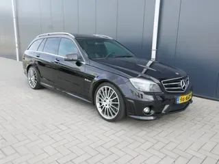 Mercedes-Benz C-Klasse (2009) — foto 1