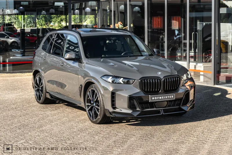 BMW X5 (2023)