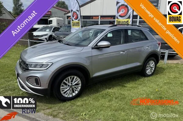 Volkswagen T-Roc (2023) — foto 1