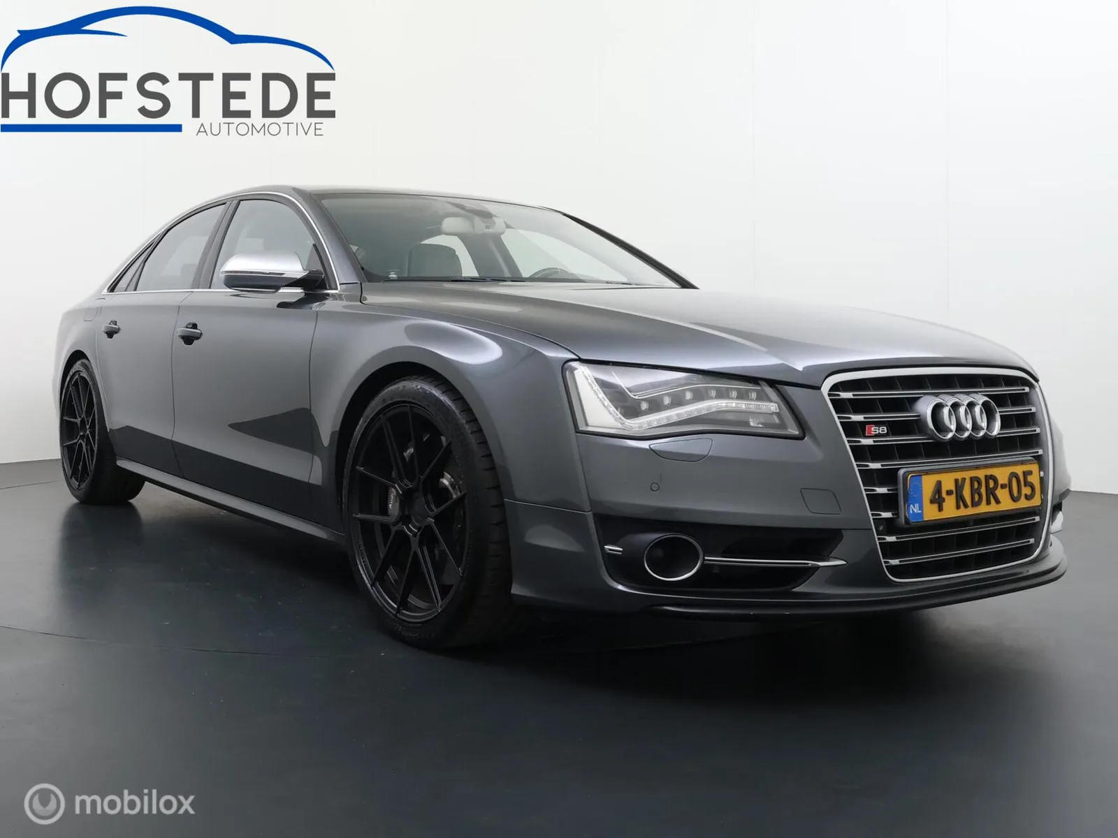 Audi S8 (2013) — foto 1