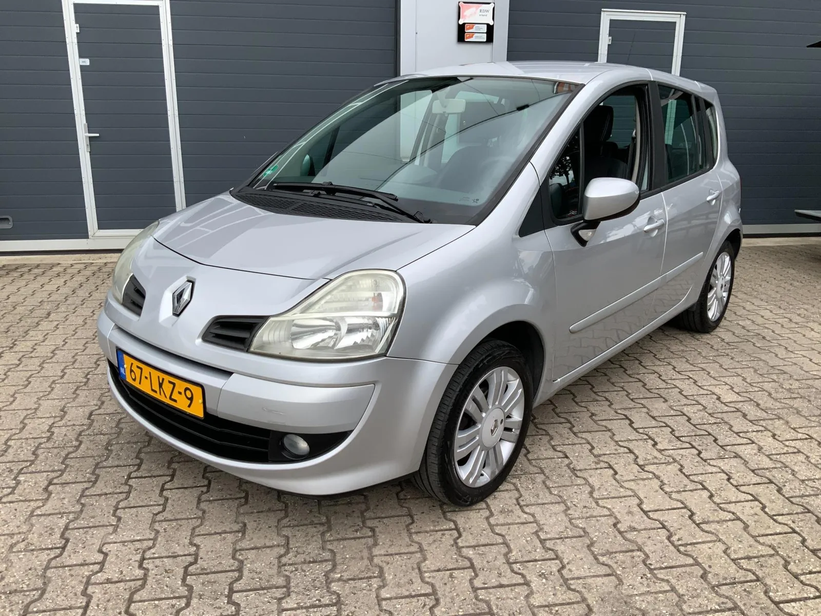 Renault Grand Modus (2010) — foto 1