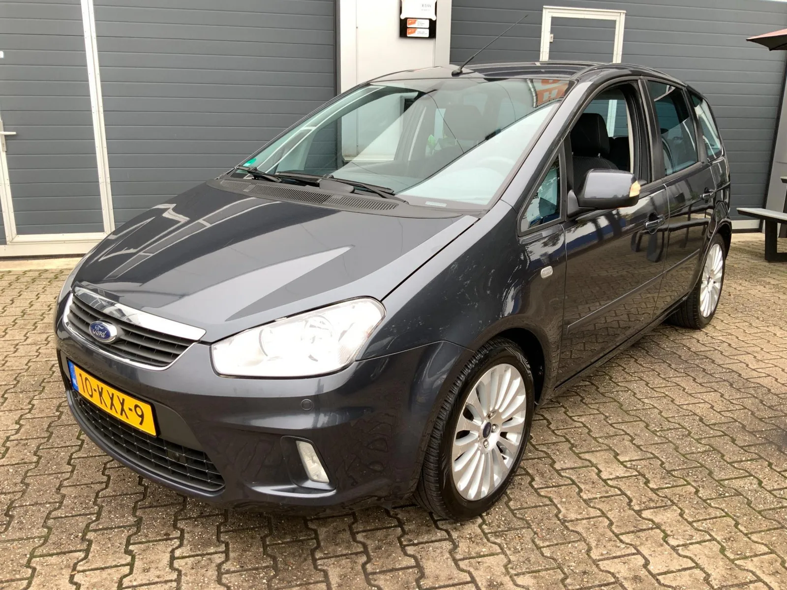 Ford C-Max (2010) — foto 1