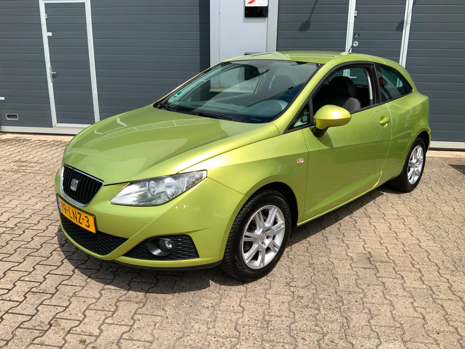 SEAT Ibiza (2010) — foto 1