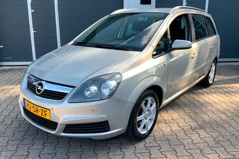 Opel Zafira (2006)