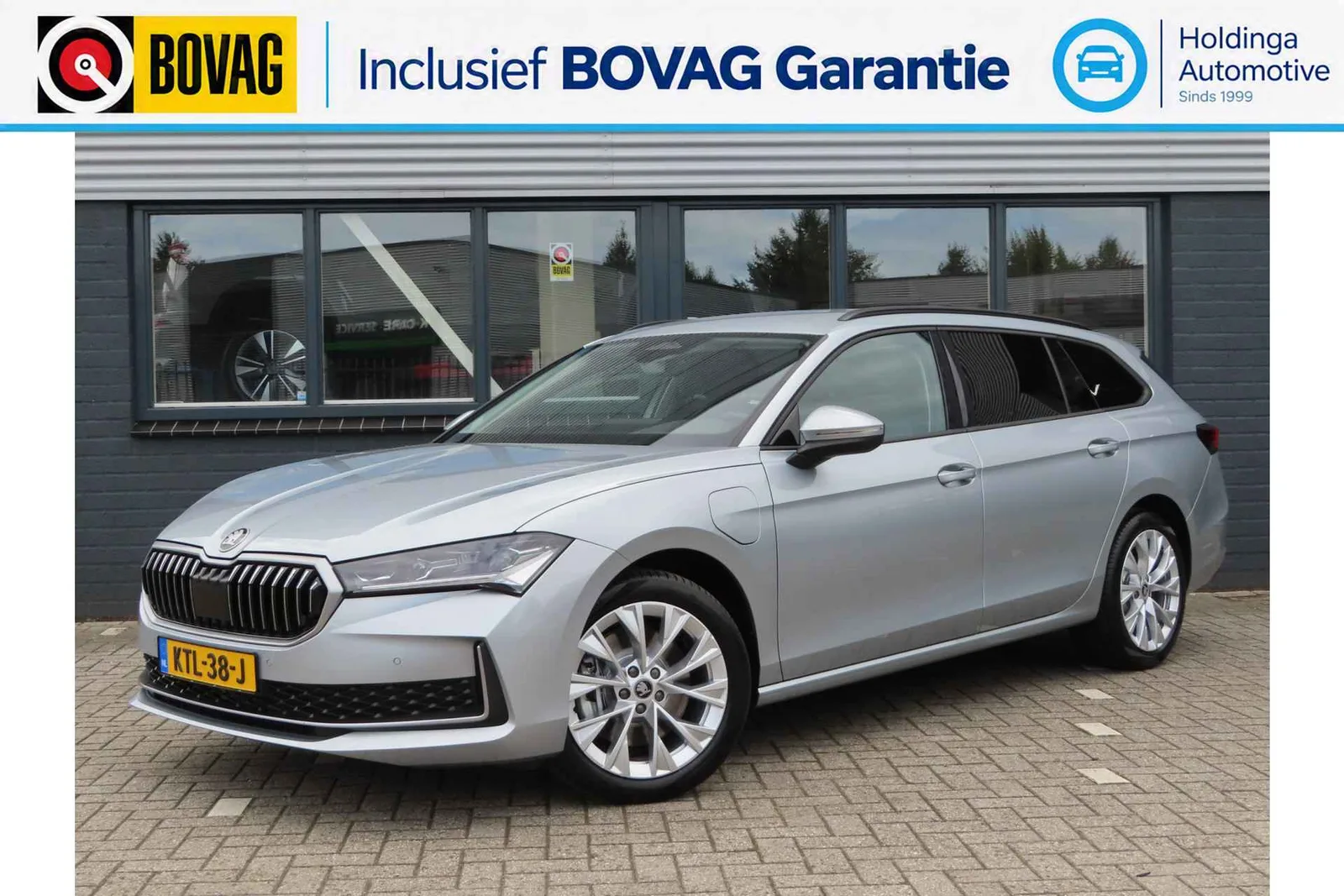 Škoda Superb (2025) — foto 1