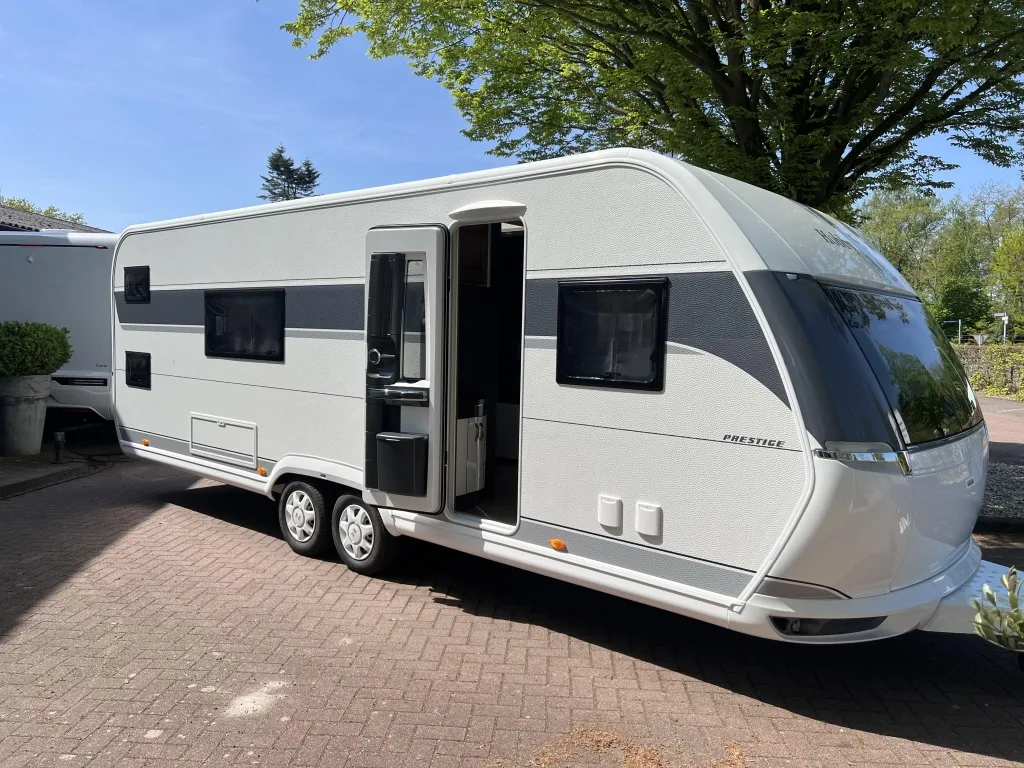 Hobby Prestige (2025) — foto 1