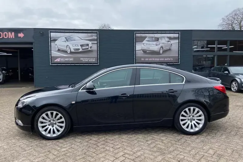 Opel Insignia (2012)