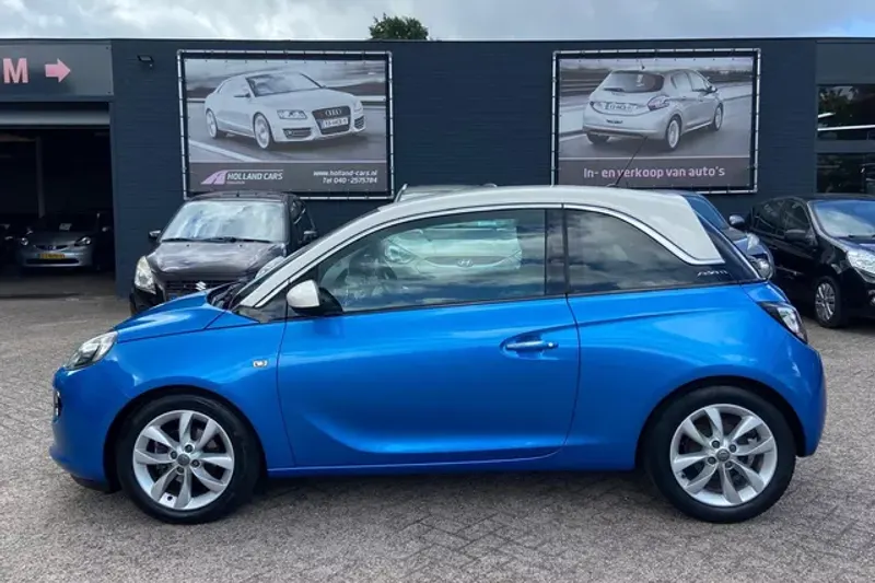 Opel Adam (2015)