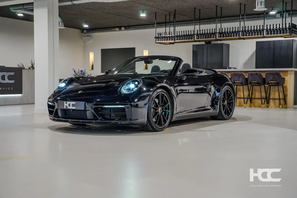 Porsche 911 (2019) — foto 1