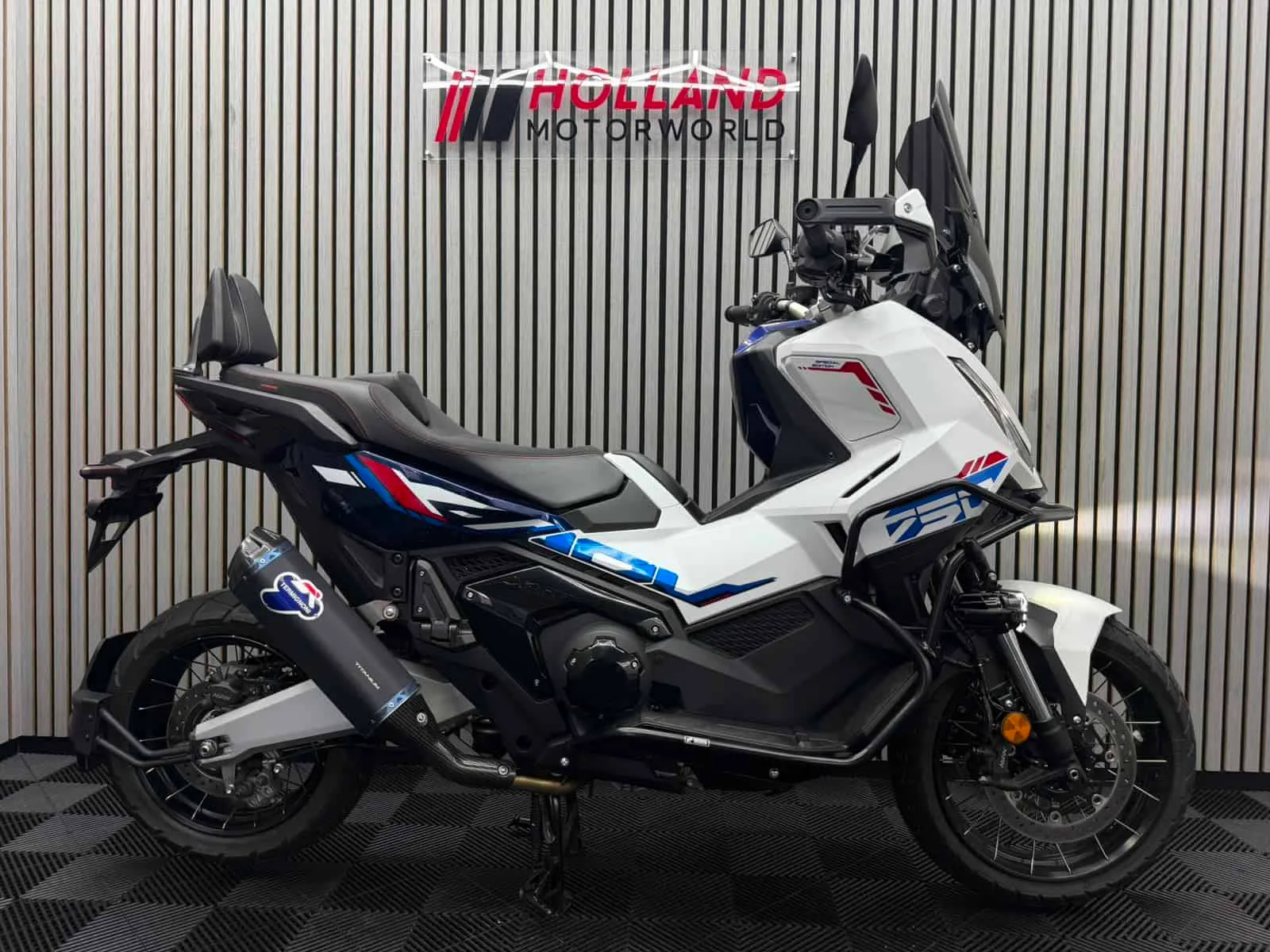 Honda X-ADV 750 (2026) — foto 1