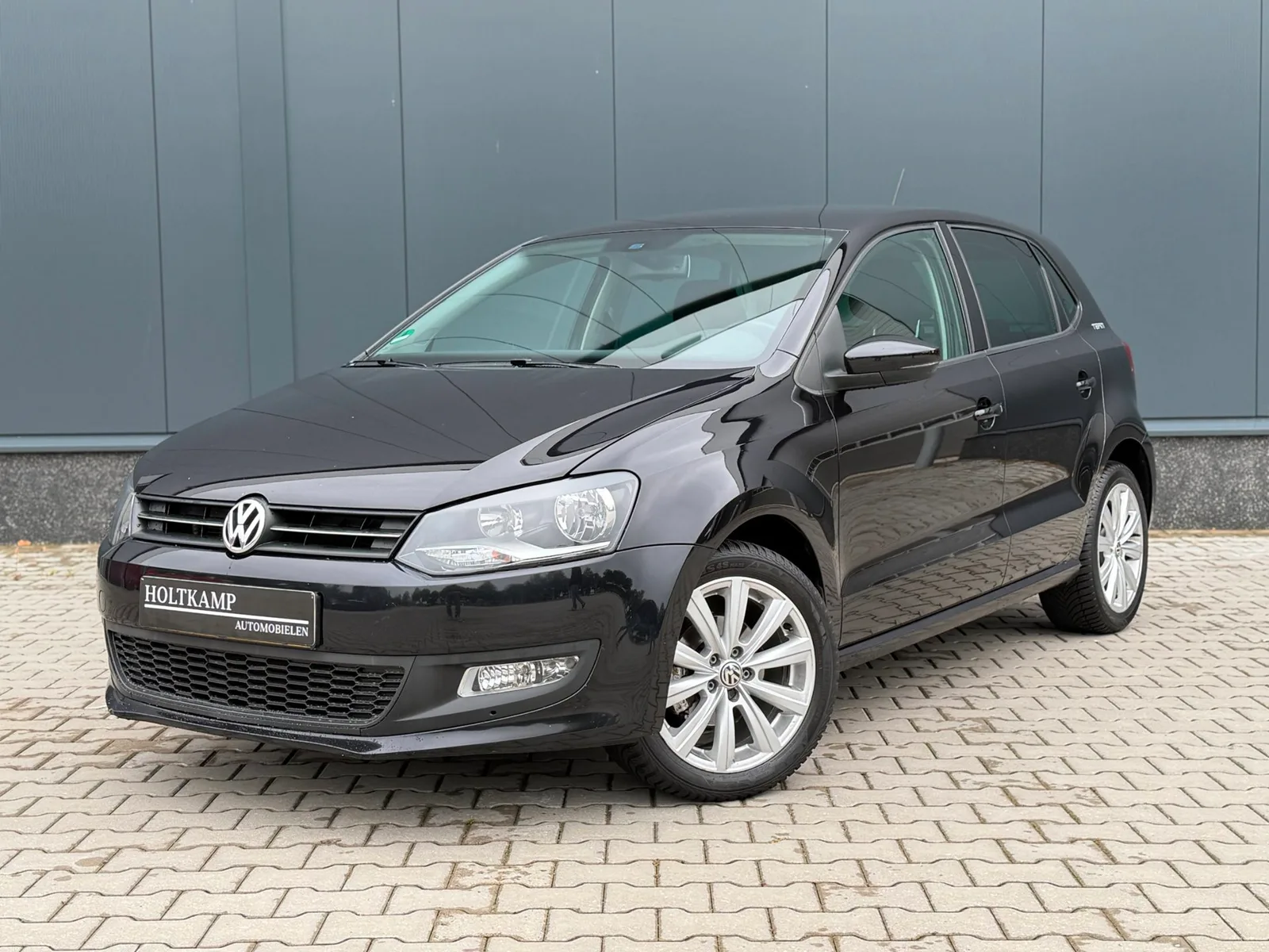 Volkswagen Polo (2010) — foto 1