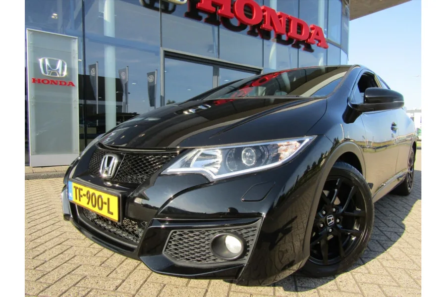 Honda Civic (2016) — foto 1