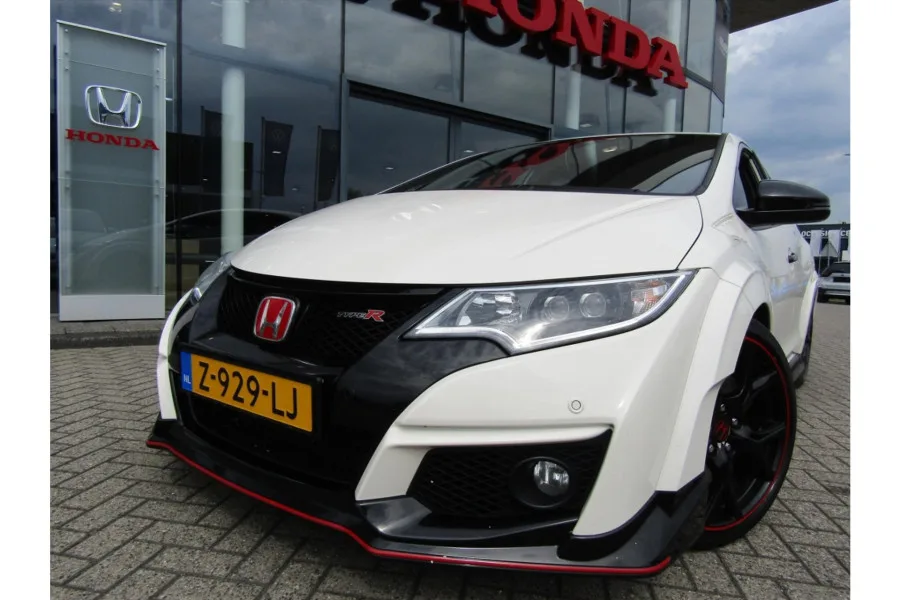 Honda Civic (2015) — foto 1