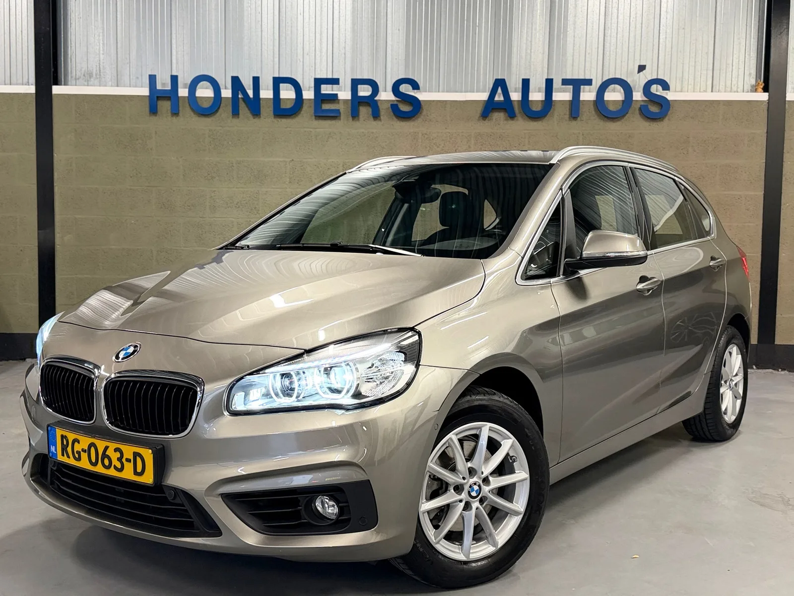 BMW 2-Serie (2017) — foto 1