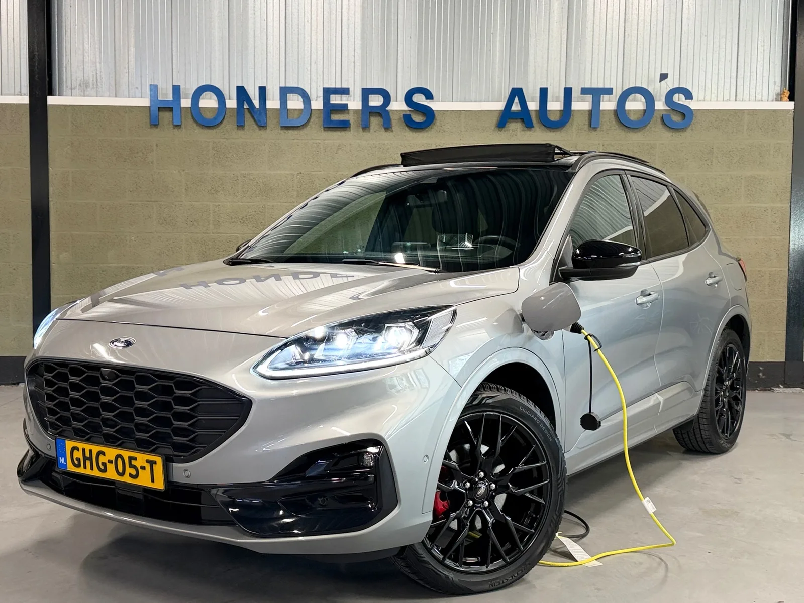 Ford Kuga (2023) — foto 1