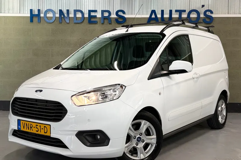 Ford Transit Courier (2022)