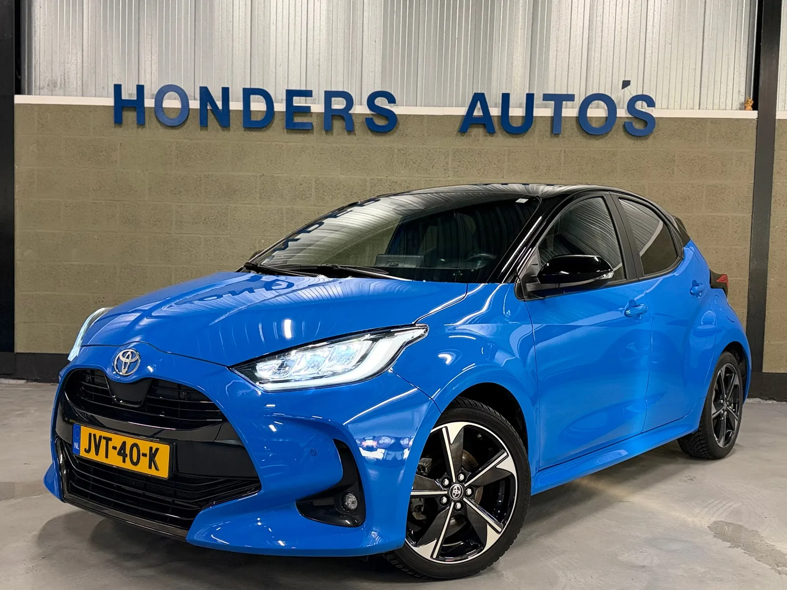 Toyota Yaris (2024) — foto 1