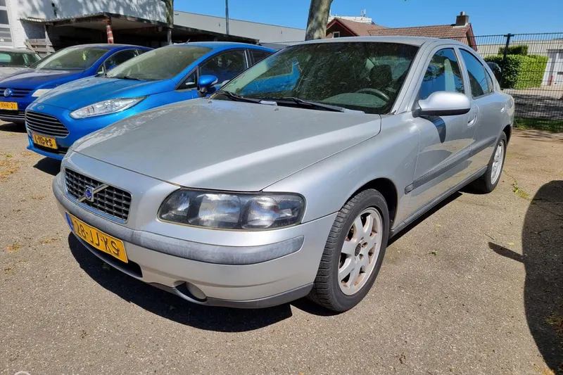 Volvo S60 (2002)