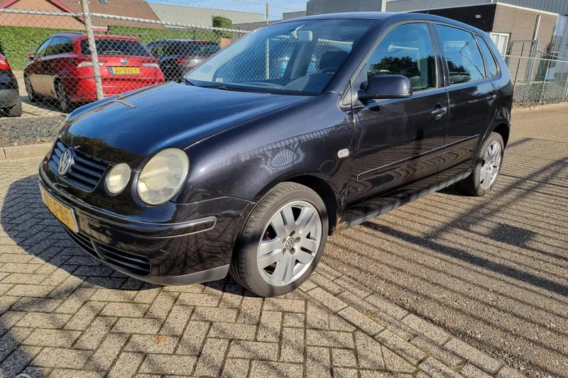Volkswagen Polo (2002)