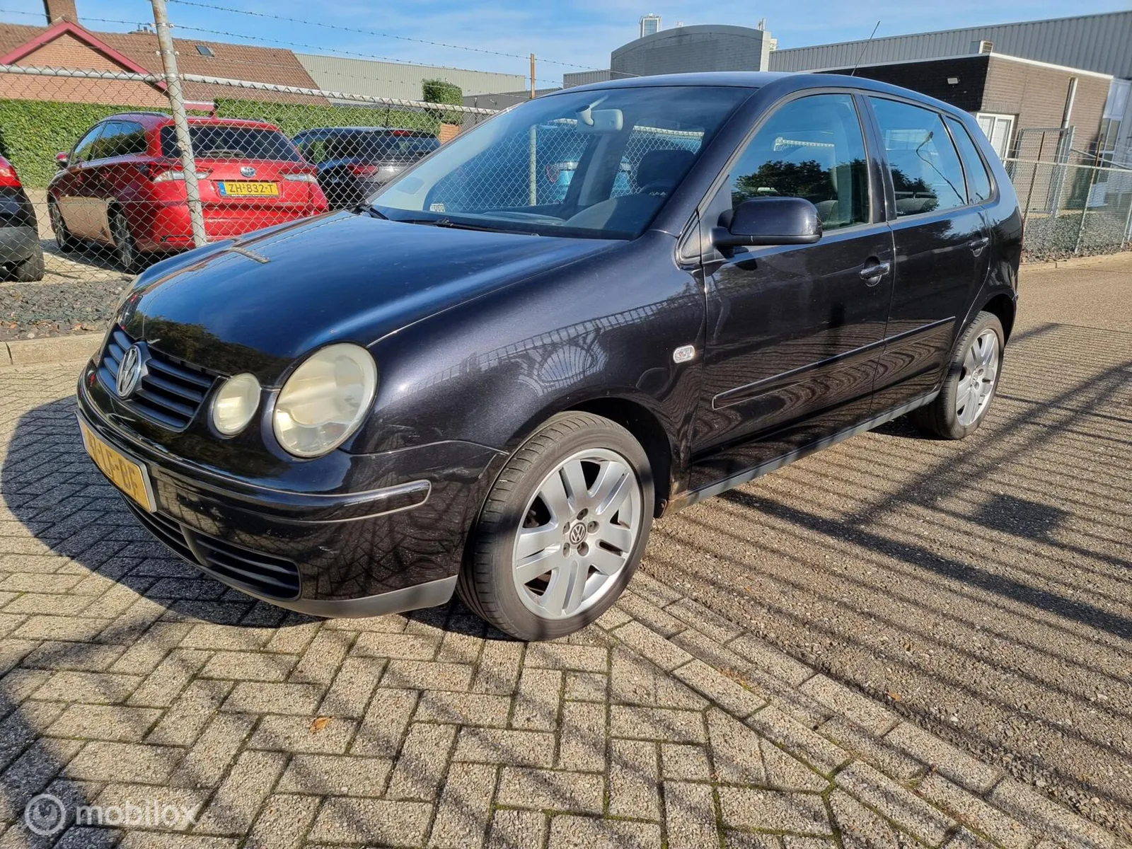Volkswagen Polo (2002) — foto 1