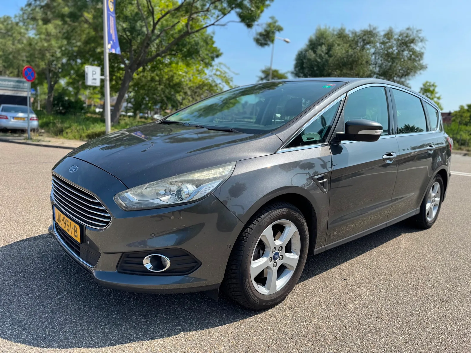 Ford S-Max (2016) — foto 1