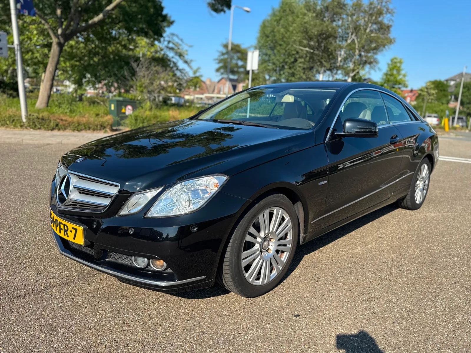 Mercedes-Benz E-Klasse (2011) — foto 1