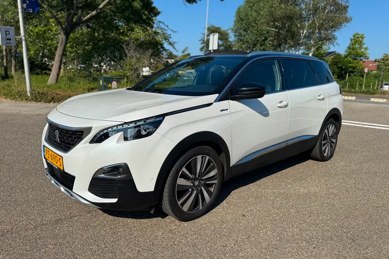 Peugeot 5008 (2017)