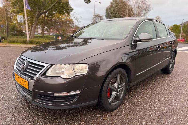 Volkswagen Passat (2006)