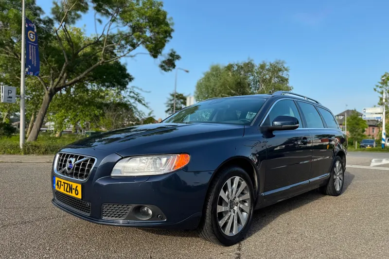 Volvo V70 (2012)