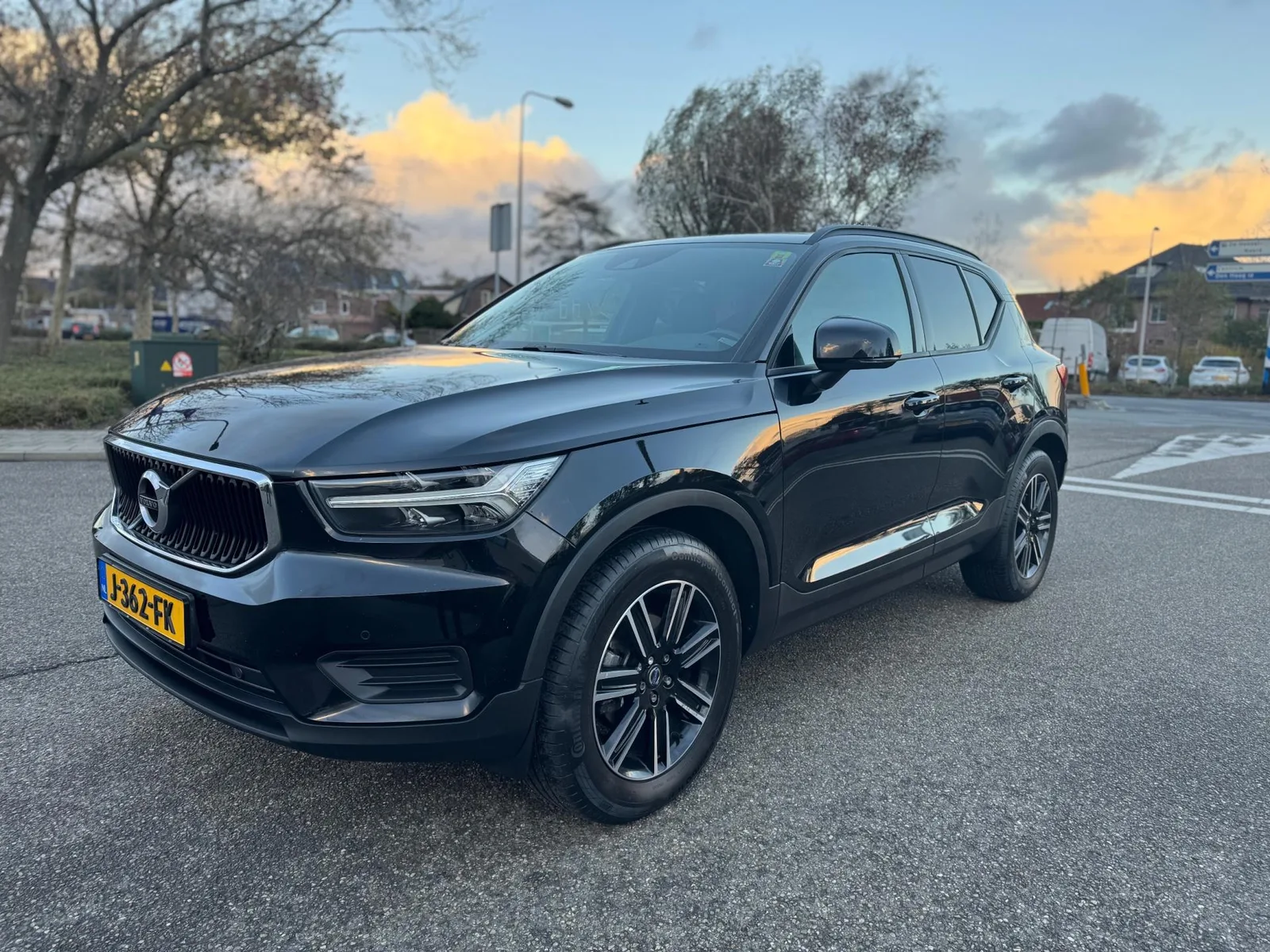 Volvo XC40 (2018) — foto 1