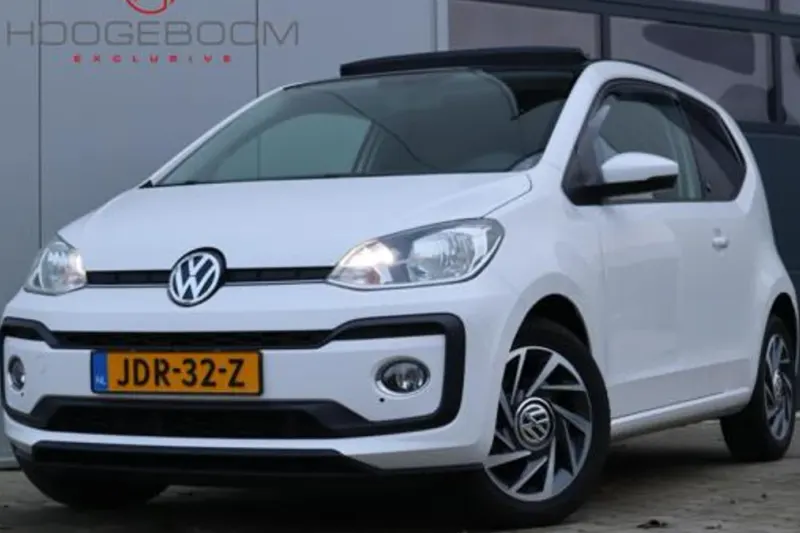Volkswagen Up! (2017)