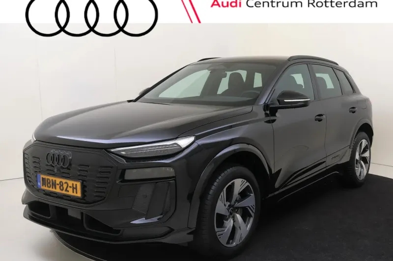 Audi Q6 e-tron (2025)