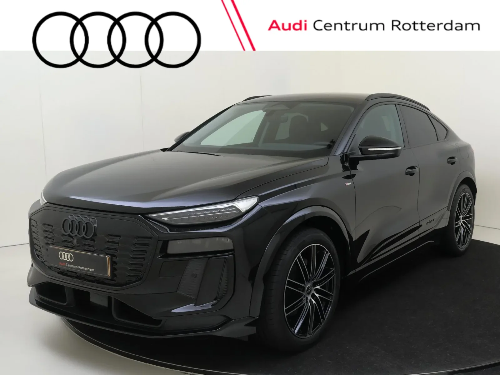 Audi Q6 (2026) — foto 1