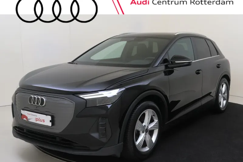 Audi Q4 e-tron (2023)