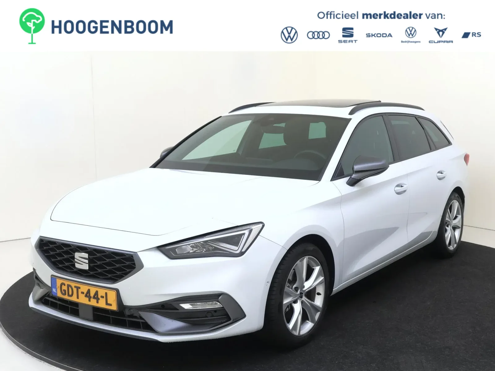 SEAT Leon Sportstourer (2024) — foto 1