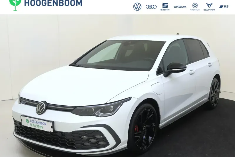 Volkswagen Golf (2022)