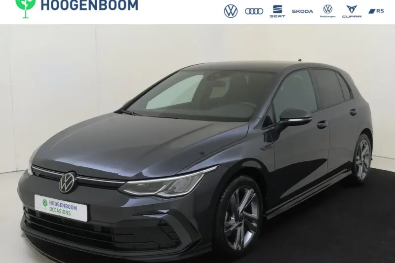 Volkswagen Golf (2024)