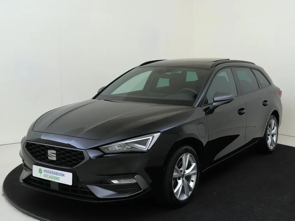 SEAT Leon Sportstourer (2023) — foto 1