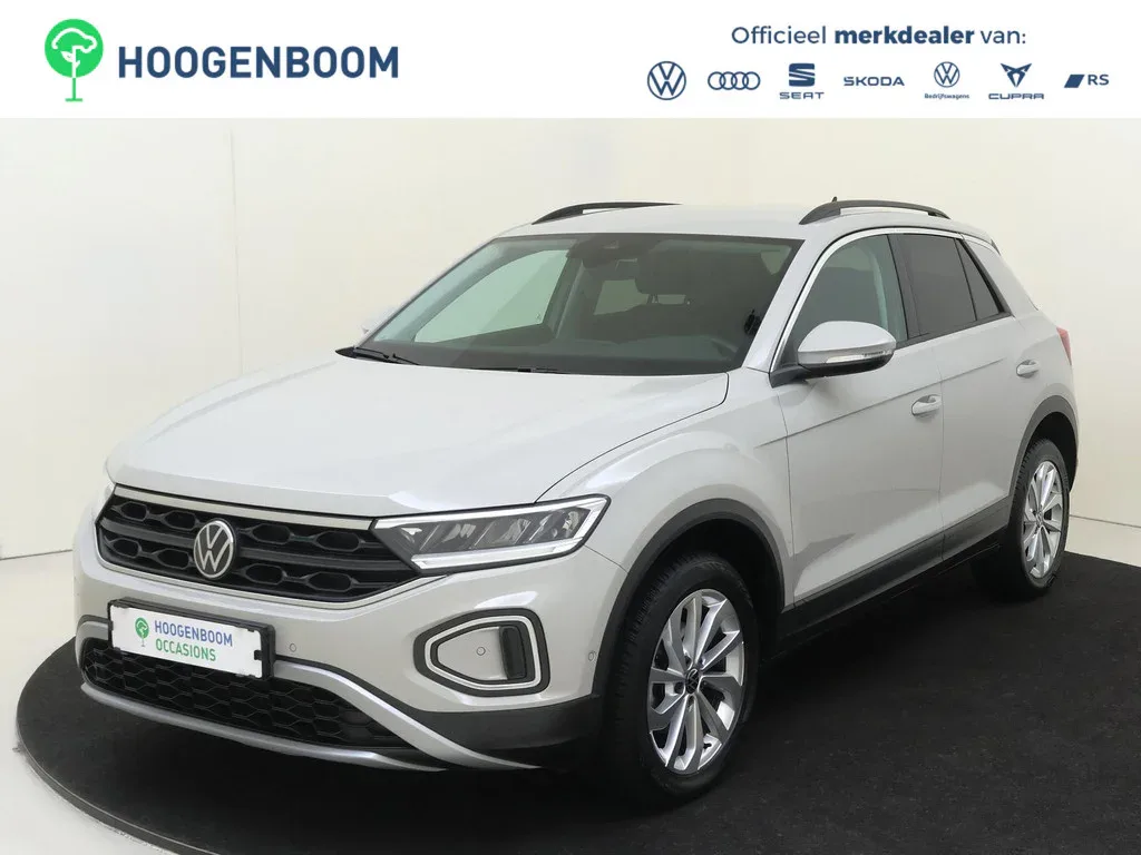 Volkswagen T-Roc (2024) — foto 1