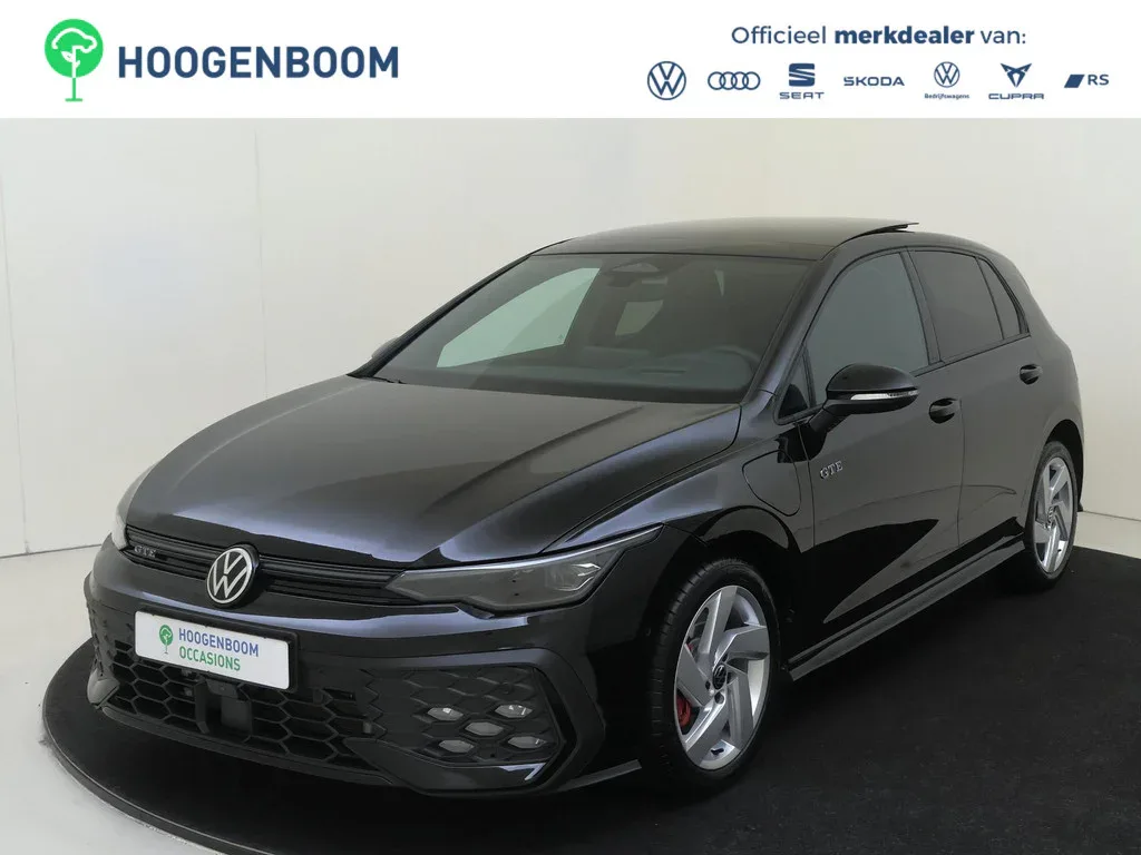 Volkswagen Golf (2025) — foto 1