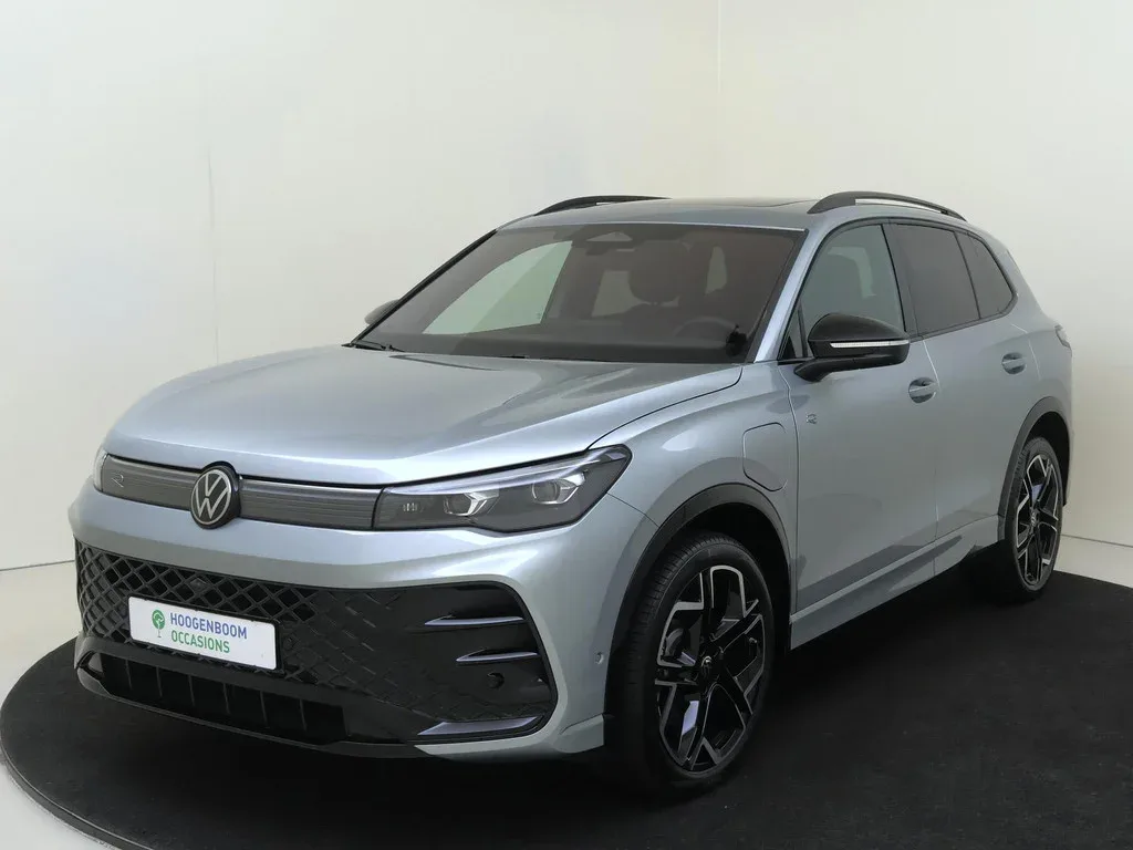Volkswagen Tiguan (2025) — foto 1