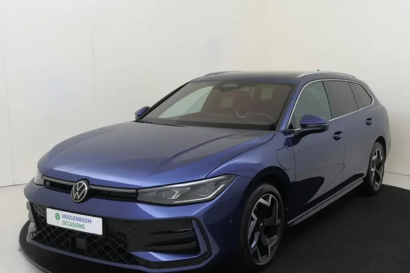 Volkswagen Passat (2024)
