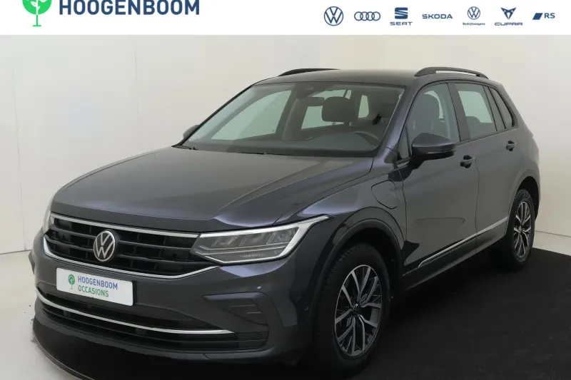 Volkswagen Tiguan (2022)